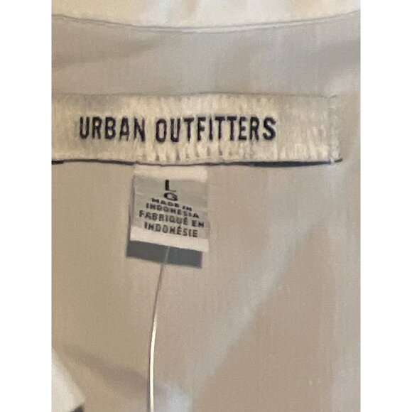 Urban Outfitters Party Girl Cotton-Blend Button Down Sleeveless Shirt NWT L - Picture 8 of 11